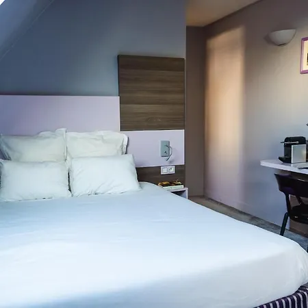 Hotel De Charonne 3*