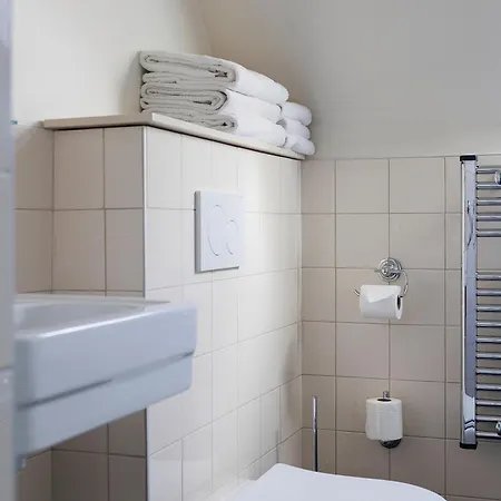 De Charonne Hotel 3*