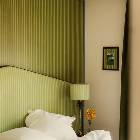 De Charonne 3* Paris