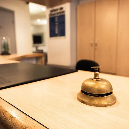 Hotell Folie - Orso Paris