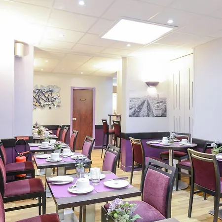 Hotel De Charonne 3*